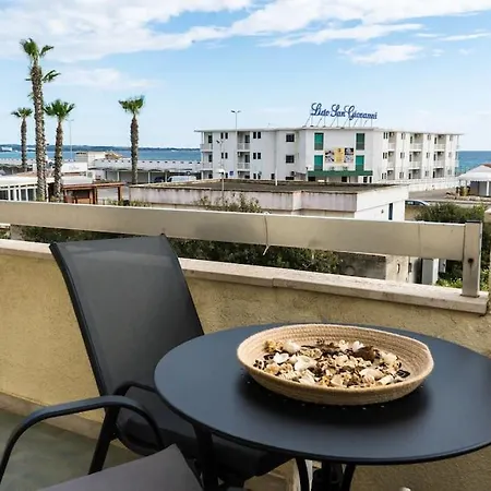 Rita - Luminoso E Vista Mare アパート ガリポリ